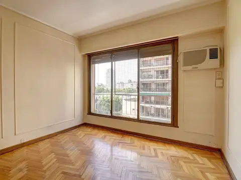 VENTA  DPTO 4 AMBIENTES A LA CALLE EN CABALLITO