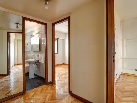 VENTA  DPTO 4 AMBIENTES A LA CALLE EN CABALLITO