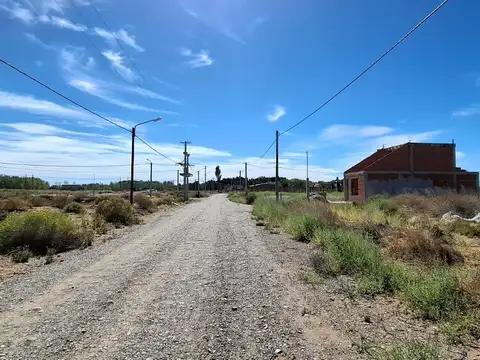 En Venta, Lotes de 360 m2, B° Altos de Senillosa.