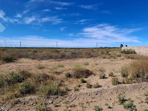 En Venta, Lotes de 360 m2, B° Altos de Senillosa.