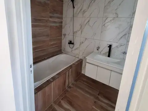 Venta casa 4 ambientes Casuarinas Premium Canning