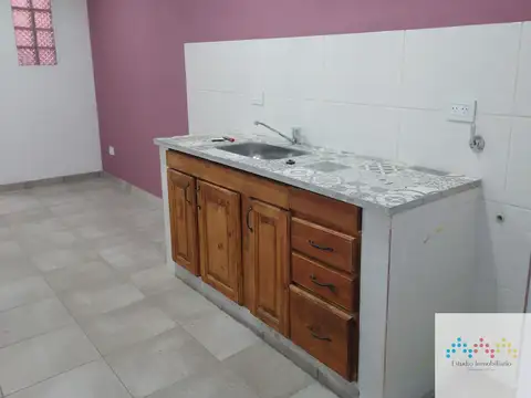 Depto Tipo Casa en Alquiler de 1 dormitorio