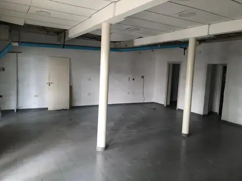 Local en Alquiler en Barrio Alvear, $ 550.000