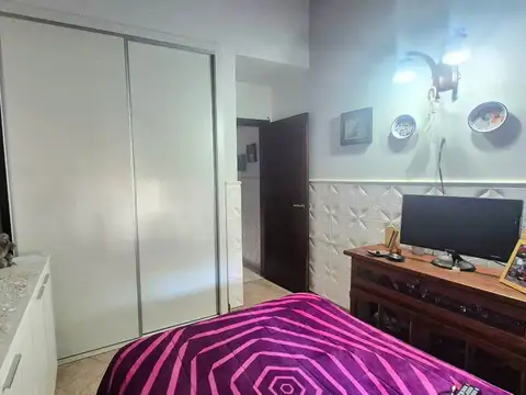 Chalet Tradicional con Quincho sobre Amplio Lote