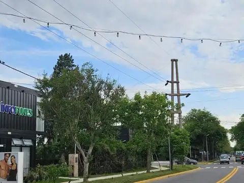 HIPOLITO YRIGOYEN al 2200