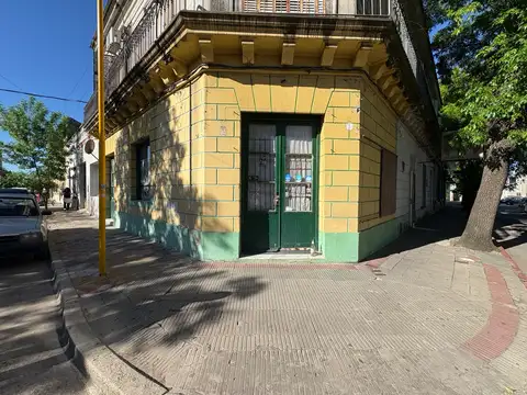 Local en Gualeguaychu