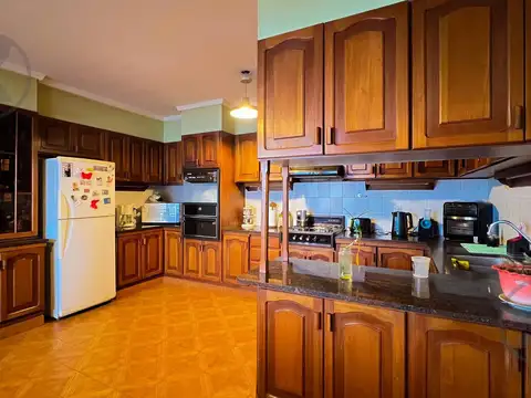 VENTA | CHALET 6 AMBIENTES | SAN CARLOS