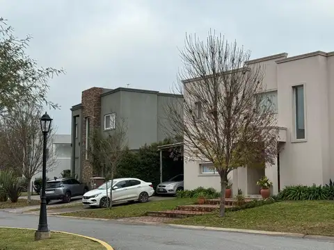 BARRIO SANTO TOMAS PILAR