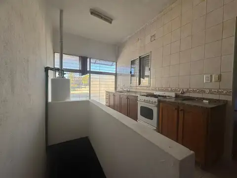 Depto Tipo Casa en Venta con 1 cocheras
