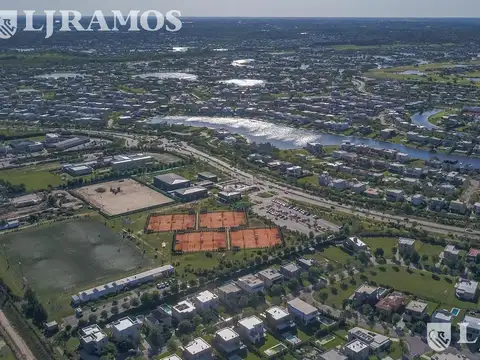 MUY BUEN LOTE AL LAGO EN EL BARRIO CEIBOS DE PUERTOS DEL LAGO CON EXCELENTE ORIENTACION NORESTE.