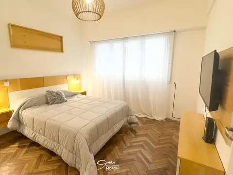 Departamento de 2 ambientes interno, frente a Plaza Colón, a una cuadra de la costa, Mar del Plata