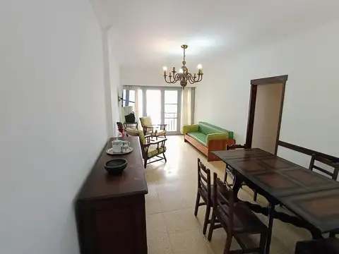 VENTA DEPARTAMENTO 5 AMBIENTES UNA CUADRA DEL MAR Y GUEMES
