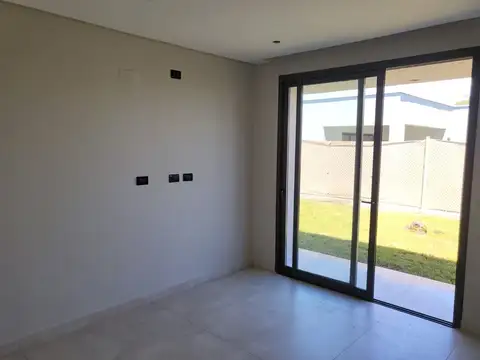 Casa en Venta 1 año