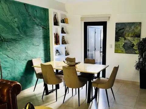 Pje Francia 1100, Piso PB