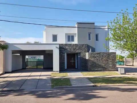 Casa en Venta en Lujan de Cuyo, Luján de Cuyo