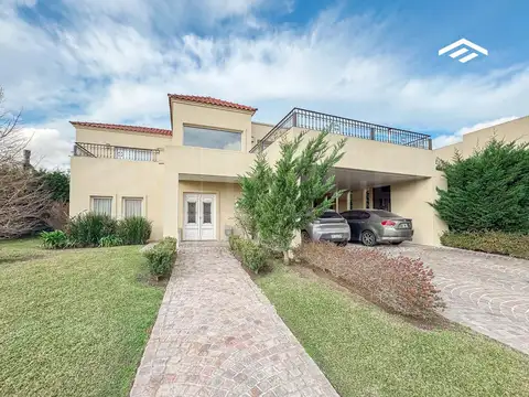 CASA EN VENTA LOS NARANJOS - NUEVO INGRESO!