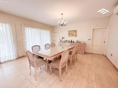 CASA EN VENTA LOS NARANJOS - NUEVO INGRESO!