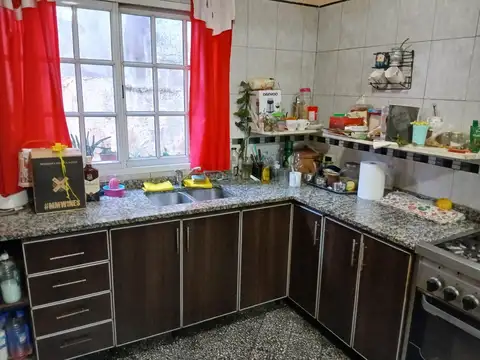 Depto Tipo Casa en Venta en Lanus Oeste, USD 95.000