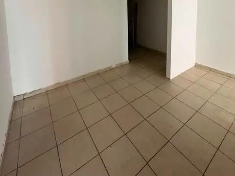 Local en Alquiler en Corrientes, $ 900.000