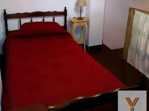 Casa 5 ambientes con 1 baño