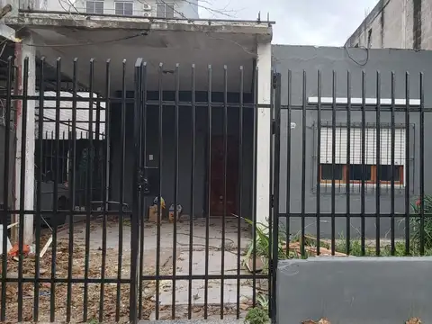 casa 3 amb C/ Cochera patio y jardin