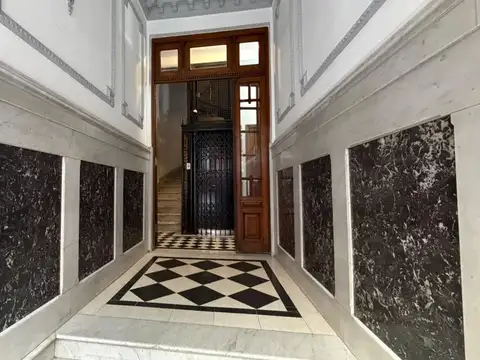Departamento en Venta de 6 ambientes
