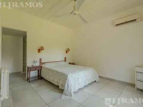 Casa Monoambiente con 4 baños