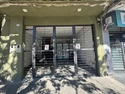 LOCAL COMERCIAL EN ALQUILER - SAN JUAN 1076