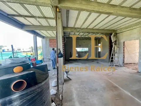 Casa 4 ambientes con 3 baños