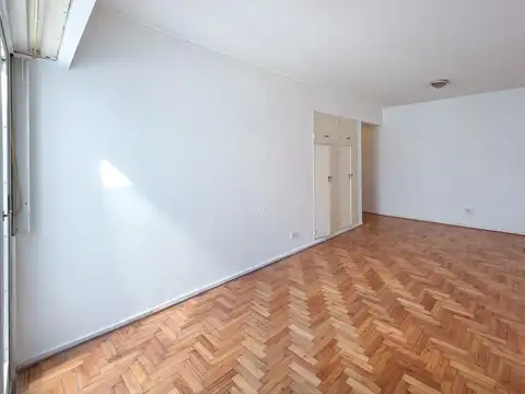 Venta Departamento Monoambiente Luminoso Contrafrente Balcón Frances Parque Rivadavia Caballito