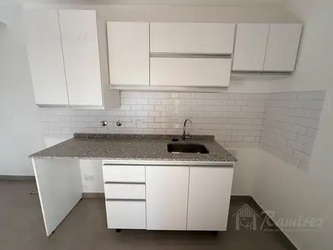 Departamento 1 Ambiente En Venta | Moreno Centro