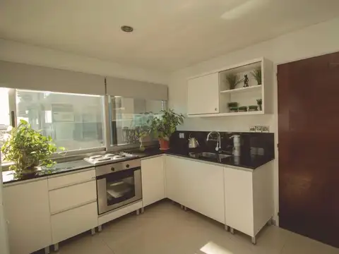 Departamento en Alquiler en Vicente Lopez Vias / Rio, USD 1.900