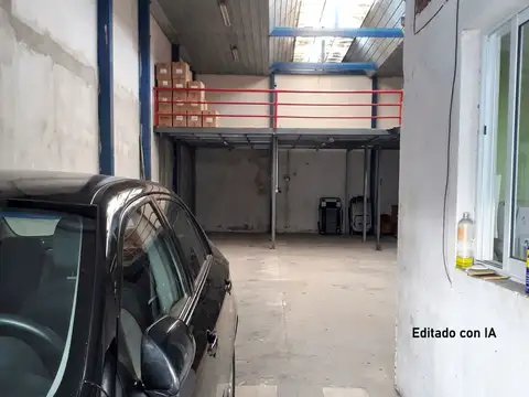 Venta GALPON con vivienda en Villa General Mitre