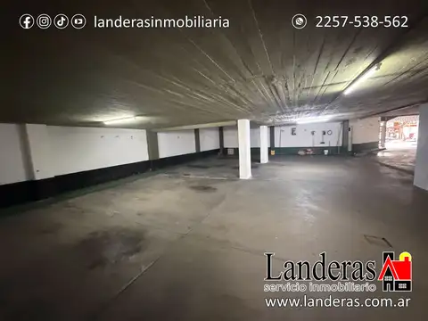 Cochera en Venta para coche grande