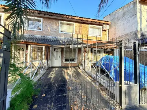 VENTA CASA DUPLEX 3 AMBIENTES COCHERA ITUZAINGO NORTE APTO CREDITO