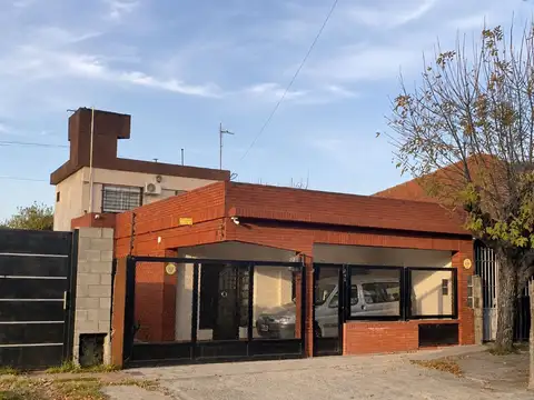 CASA MULTIFAMILIAR CON GRAN POTENCIAL (3 UNIDADES)