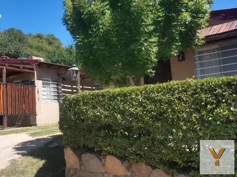 Casa en venta - 3 Dormitorios 3 Baños - Cabañas - 550Mts2 - El Trapiche