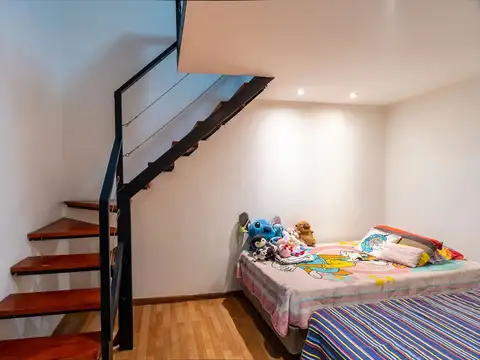 Depto Tipo Casa en Venta en Flores, USD 110.000