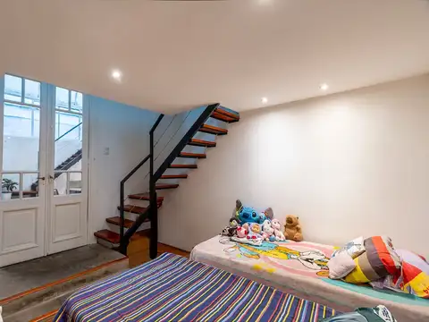 Depto Tipo Casa 5 ambientes con 1 baño