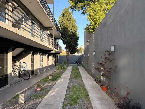 Depto Tipo Casa en Alquiler de 2 ambientes