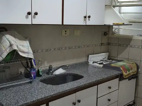 Depto Tipo Casa en Alquiler con 1 cocheras