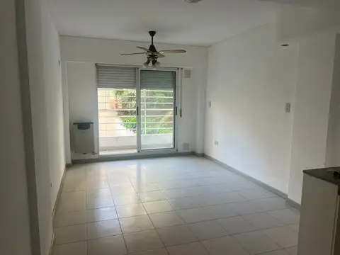 ZEBALLOS 1200, Piso 1