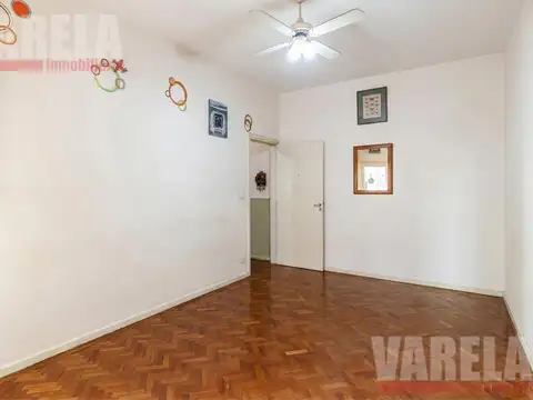 Depto Tipo Casa en Venta en Villa General Mitre, USD 132.000