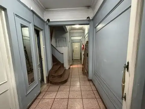 Pedro de Mendoza 300, Piso 1
