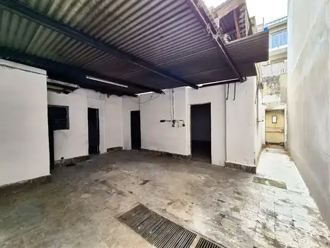 CASA A RECICLAR FERNANDO EL CATOLICO 4100 BARRIO ECHESORTU