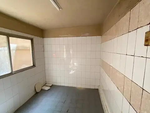 Galpon en Alquiler en San Fernando Vías  /  Libertador a Río, $ 850.000