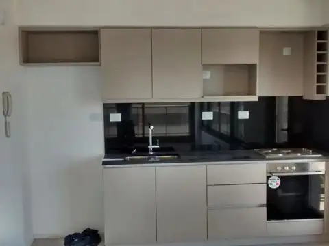 Departamento en Alquiler con 1 cocheras