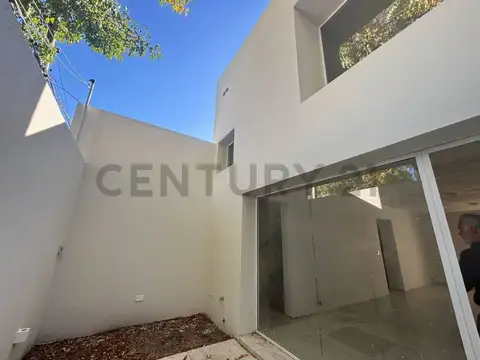 Casa a Estrenar en Granadero Baigorria