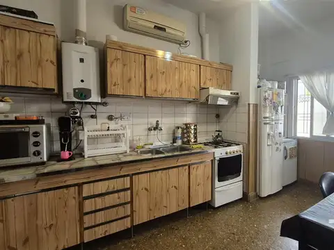 En Venta PH 3amb,  independiente con patio y terraza. Florida Oeste (APTO CREDITO)