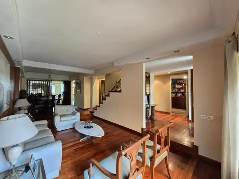 Casa en Venta en Ramos Mejía, USD 320.000
